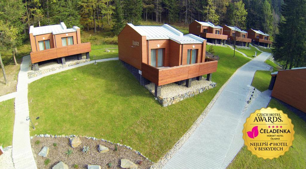 Horsky Hotel Celadenka / Mountain Resort Čeladná Bagian luar foto