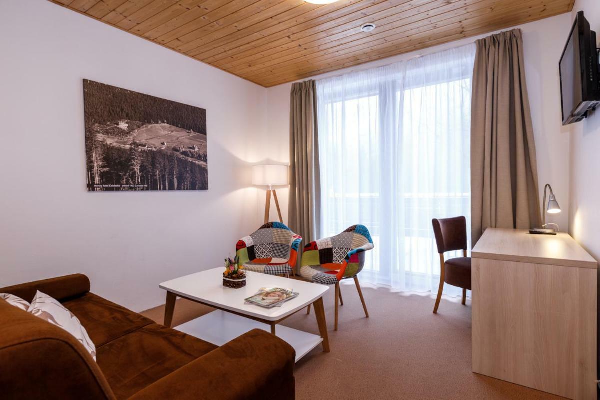Horsky Hotel Celadenka / Mountain Resort Čeladná Bagian luar foto